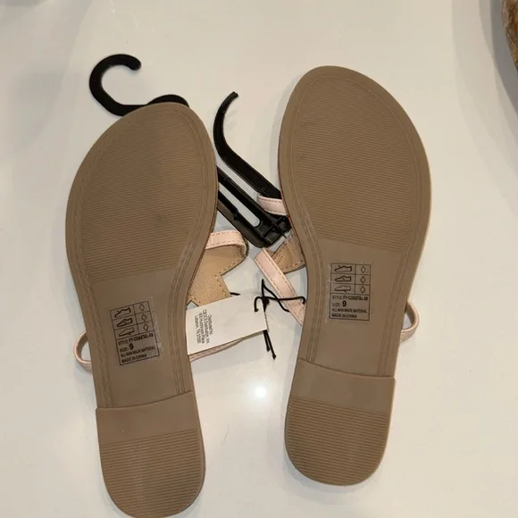 Women's Starfish Sandals - Gold and Tan - Picture 6 of 6